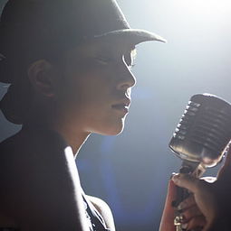 探公主婚紗攝影 高端價格與低端服務的反差，遭遇銷售之困